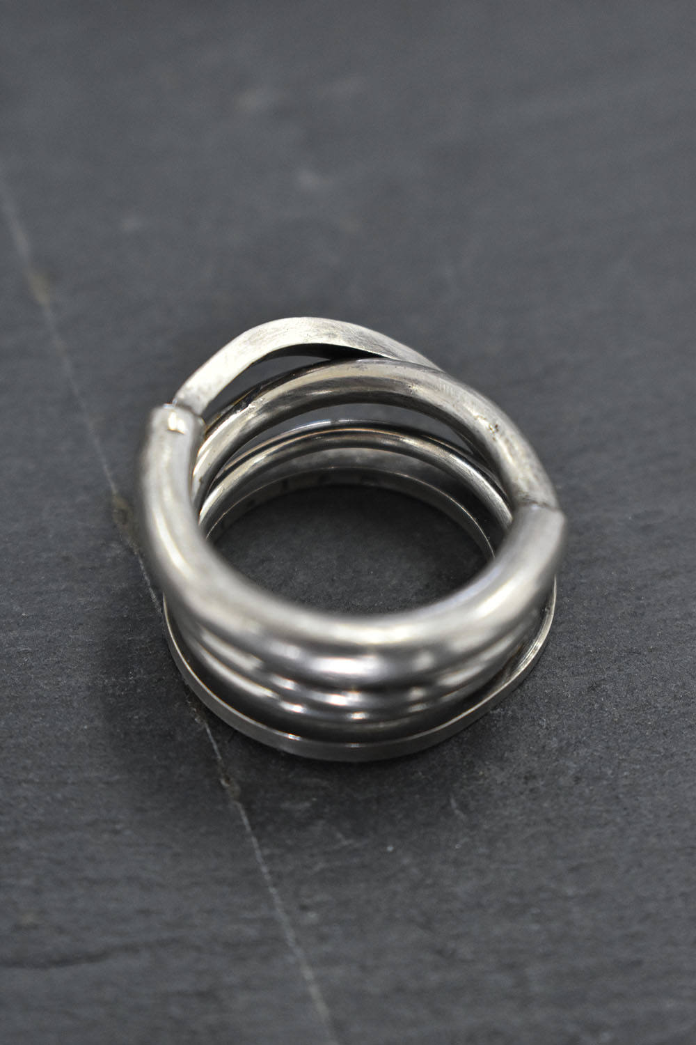 iolom - Spring Ring | ALTRA