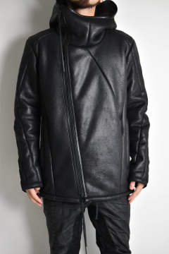 フェイクムートンでも暖かさは本物 1299 Altra