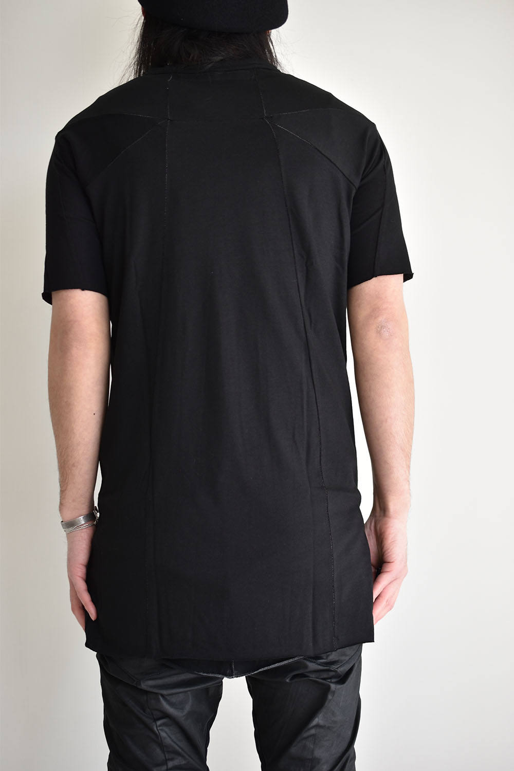 A.F ARTEFACT - Over Lock Tee