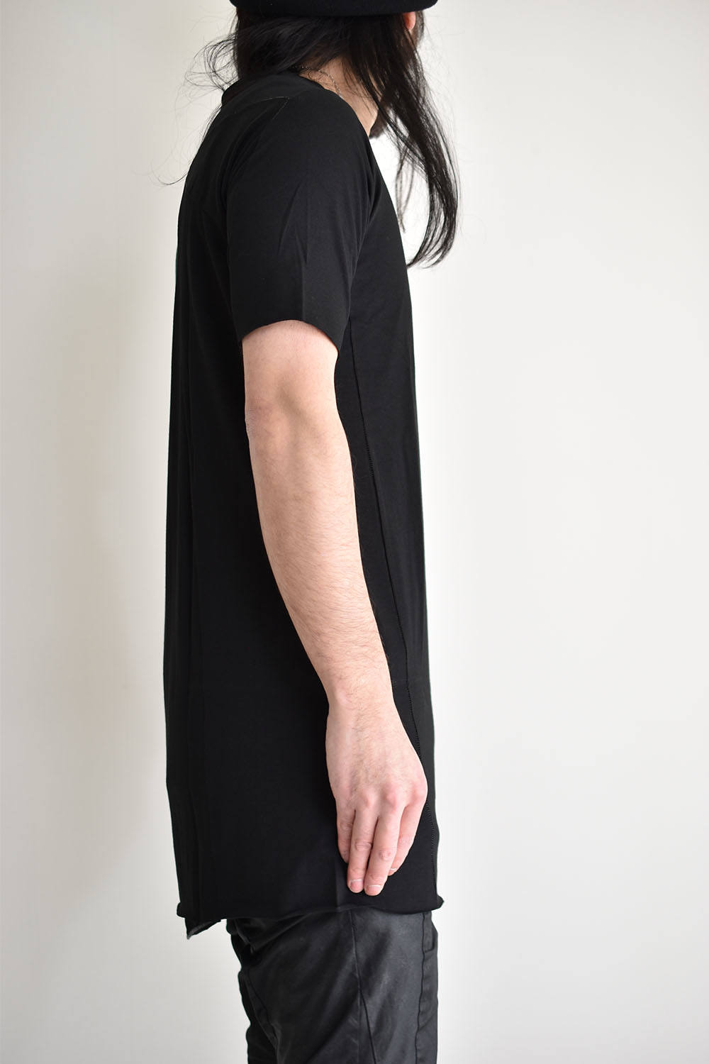 A.F ARTEFACT - Over Lock Tee