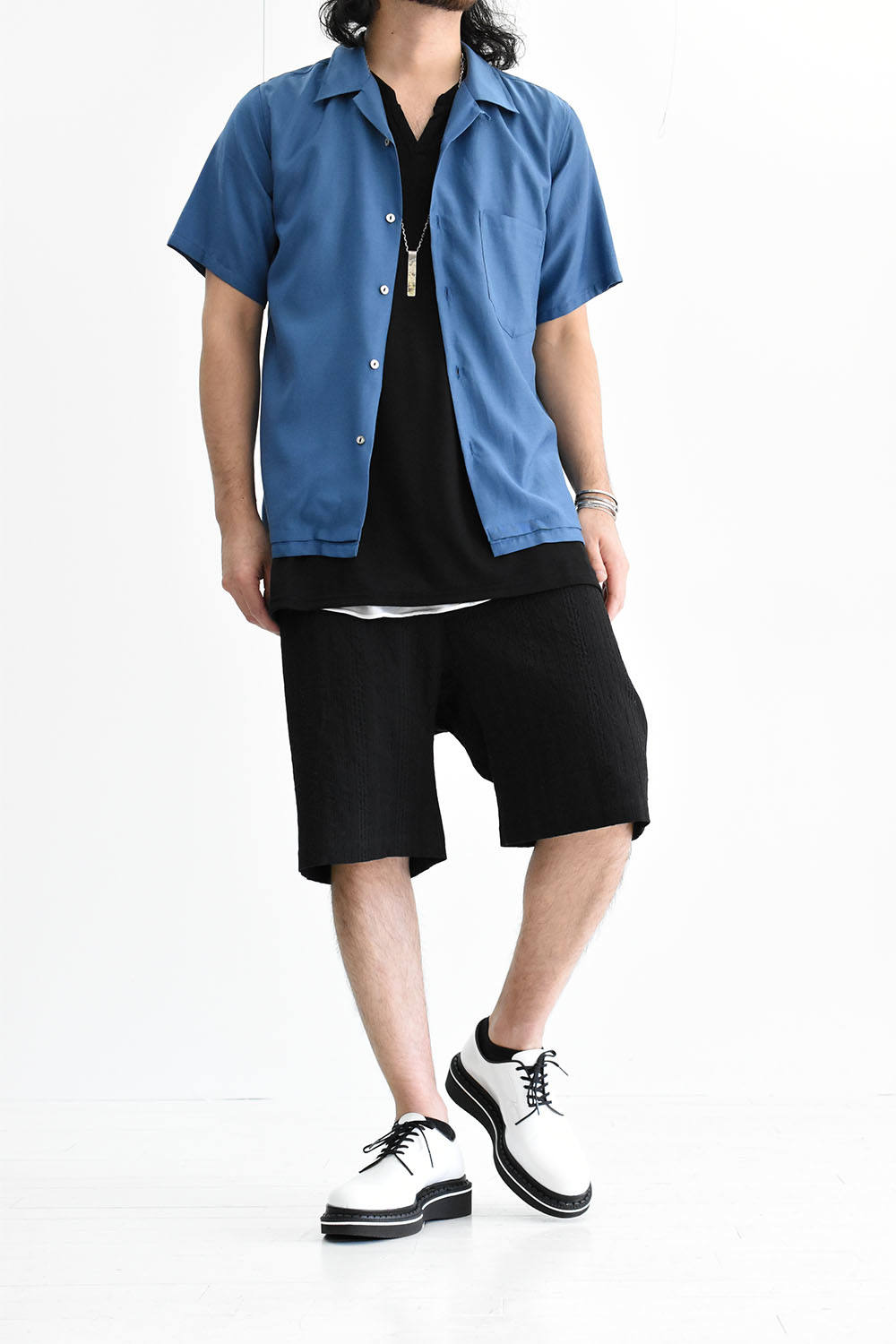 夏らしいカラーの開襟シャツ 407 Altra